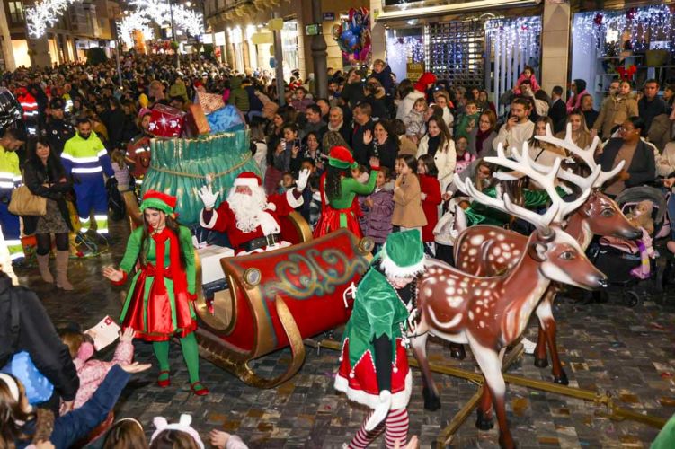Pasacalles de Papá Noel en Cartagena